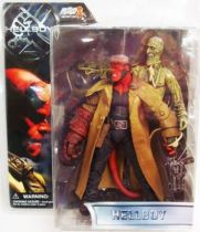 Hellboy - Mezco - Hellboy (avec cadavre)