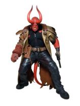 Hellboy - Mezco - Hellboy Battle Damaged Variant 45cm (18-inch) 05