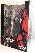 Hellboy (Mike Mignola\'s Comics) - Mezco - Hellboy \ Battle Damaged\  45cm