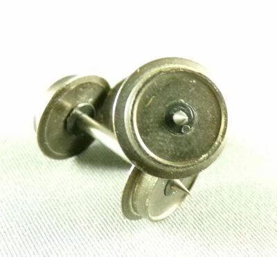 Ho 2 Essieux M�tal Bruni Diam�tre 10,4mm Longueur 24mm CC 2 Roues Isol�es