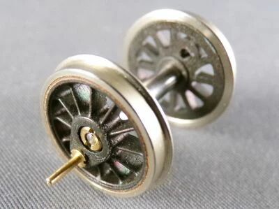 Ho 2 Roues Motrices 17mm � 12 Rayons + Essieu pour Locomotive Neuve