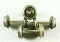 Ho 4 Essieux M&eacute;tal Bruni Diam&egrave;tre 10,4mm Longueur 24,4mm CC 1 Roue Isol&eacute;e