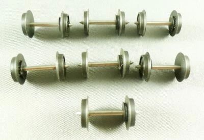 Ho 7 Essieux M�tal Bruni Diam�tre 10,7mm Longueur  24mm CC 1 Roue Isol�e