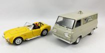 Honey West - Corgi Toys Gift Set 41 (Culfi Toy Soldiers) -  Honey\'s AMC Ford Shelby Cobra & Sam Bolt\'s Ford Falcon Econoline