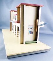 Hornby 0 Gauge Removable Train Station & Platform N°18 Wood