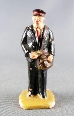 Hornby 0 O Gauge French Plastic Figure 40mm Railway Station Worker