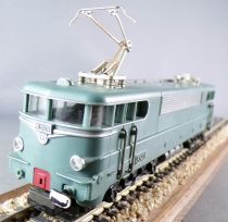 Hornby AcHo 6380 Ho Electric Loco BoBo BB 16009 Green Lightning Boxed