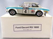 Hornby Scalextric C2643 - Ford Escort RS 1600 Mk 1 Uniflo N°4 Roger Clark Eclairage Neuve 1/32 Slot Car