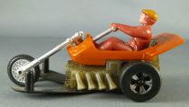 Hot Wheels Mattel Vintage 70\'s Chopcycle with Red Pilot