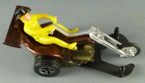 Hot Wheels Mattel Vintage 70\'s Chopcycle with Yellow Pilot