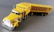 H&uuml;mmer Ho 1:87 Kraz Yellow Truck & Altenm&uuml;nster Beer Road Trailer