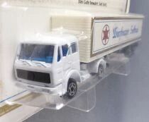 H&uuml;mmer1/100 Camion Mercedes Blanc Semi Remorque Bi&egrave;re M&uuml;rzburger Hofbr&auml;u Neuf Blister