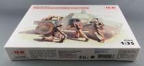 Icm 35615 - French Armoured Vehicle Crew 1940 1:35 Mint in Sealed Box