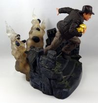 Indiana Jones - Diamond Gallery PVC Diorama - Temple Escape Indy 