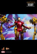 Iron Man 2 - Suit-Up Gantry w/Iron Man Mark IV - 12\  figure Hot Toys Sideshow MMS 160