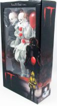 It - Pennywise the Clown - 6\  clothed retro figure - NECA