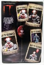 It The Movie (2017) - Pennywise the Clown \ I Love Derry\  - Neca