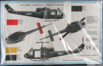 Italeri - N°050 UH-1C Gunship US Navy Combat Helicopter 1:72 MISB