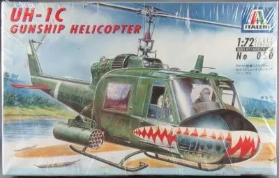 Italeri - N�050 US Navy H�licopt�re UH-1C Gunship 1/72 Neuf Boite Cellophan�e