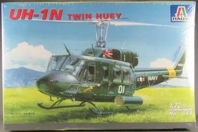 Italeri - N�088 H�licopt�re de Combat UH-1N Twin Huey 1/72 Neuf Boite Cellophan�e