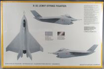 Italeri - N°1208 Boeing X-32 JSF Jet 1:72 MISB