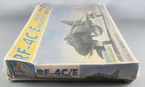 Italeri - N°133 Reconnaissance Plane RF-4 C/E Photo Phantom 1:72 Mint in Sealed Box