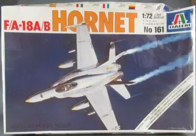 Italeri - N�161 Avion Chasse Mc Donnell Douglas F/A-18A/B Hornet 1/72 Neuf Boite Cellophan�e