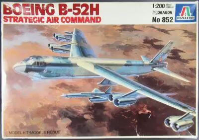Italeri - N�852Avion Bombardier USAF Boeing B-52H Strategic Air Command 1/72 Neuf Boite