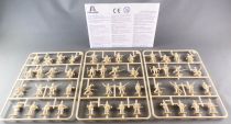Italeri 6083 - 1:72 Scale Soldiers - Napoleonic Wars - Waterloo British 95th Rgt \ Green Jackets\  Mint in Box