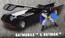 Jada Toys - Batman The Animated Series - 1:24 scale die-cast Batmobile with Batman figure