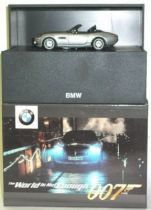 James Bond - BMW - The World Is Not Enough - BMW Z8 Scale 1:43 (Mint in Box )