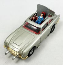 James Bond - Corgi Vintage - Goldfinger - Aston Martin DB5 (Réf.271) Hechelle 1:36ème