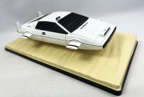 James Bond - Hachette Collection - L\'espion qui m\'aimait - Lotus Esprit Echelle 1/24ème (neuve en boite)