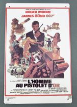 James Bond - Plaque émaillée - L\'Homme au pistolet d\'or (affiche française)