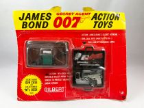 James Bond (Vintage) - Gilbert Doll accessories - Action Toys Gun Case and Desk