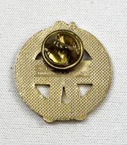James Bond 007 - Licence to Kill - Promotional Pins (1989)
