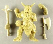 Jeu de R&ocirc;les Warhammer - Fenryll - FM122 Nain G&eacute;ant du Froid - Figurine R&eacute;sine Neuve Boite