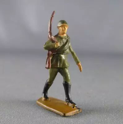 Jim - 28mm D�montable - Arm�es Modernes - Russe fusil �paule