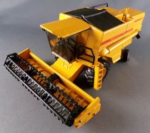 Joal 247 Combine Harvester New Holland TX34 1:42 no Box