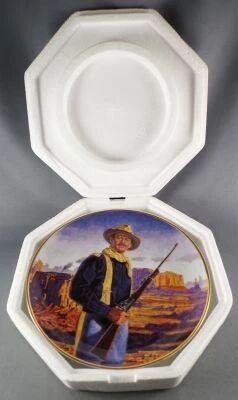 John Wayne - Collectible Plate Franklin Mint Heirloom 24K Gold - Hero of the West Boxed
