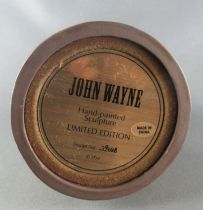 John Wayne - Statuette Résine Globe Verre Franklin Mint - Descendant la Rue Carabine en Main