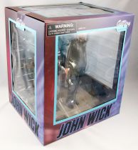 John Wick - 10\  PVC Statue - Diamond Gallery Diorama