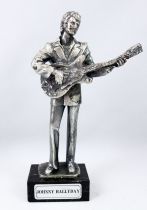 Johnny Hallyday - 6\  die-cast métal statue \ Johnny with guitar\ - Daviland France 1978