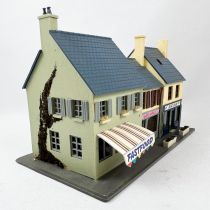Jouef #19?? Ho Set 3 Shops Built