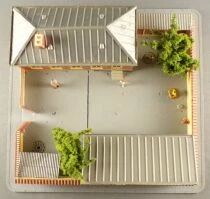 Jouef 1012 Ho School Built with Figures no Box