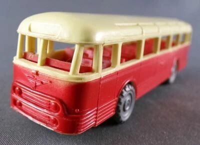 Jouef 190 Ho 1/87 Autocar Chausson Cr�me & Rouge