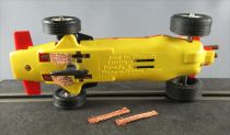 Jouef 3562 - Lotus F1 Red #2 Light Yellow Chassis & 2 x New Braids