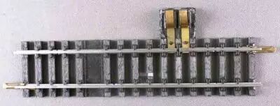 Jouef 475/2P Ho Half Straight Steel Rails 1 Cut to Socket Outlets 124mm