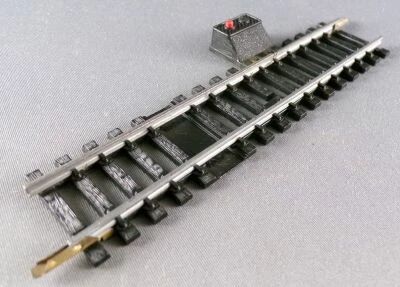 Jouef 475/2P Ho Half Straight Steel Rails 1 Cut to Socket Outlets 124mm