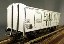 Jouef 625 Ho Sncf Wagon Couvert M&eacute;tallique 2 Essieux Evian Badoit Boite Rouge Etui